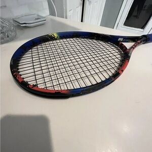4 1/8 grip size-pre-owned Prince Hydrogen Tennis Racket- great condition